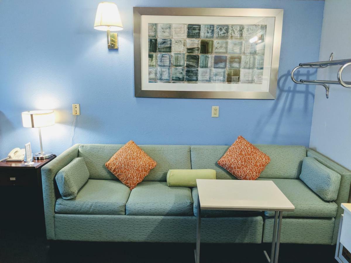Thomson Executive Inn المظهر الخارجي الصورة