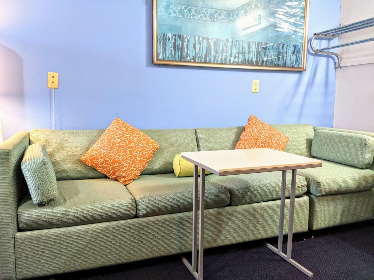 Thomson Executive Inn المظهر الخارجي الصورة